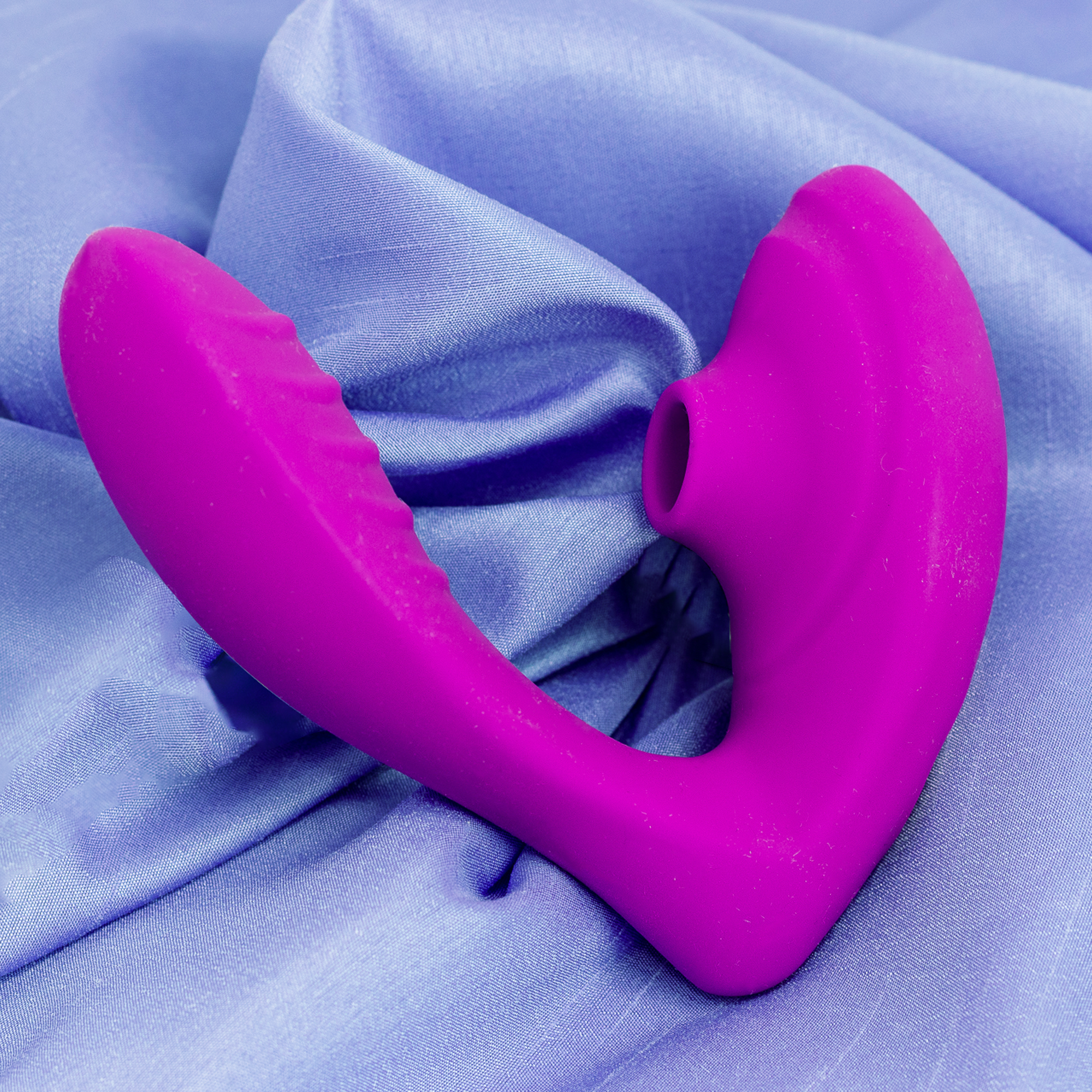 VSense succionador de clitoris y vibrador 2 en 1