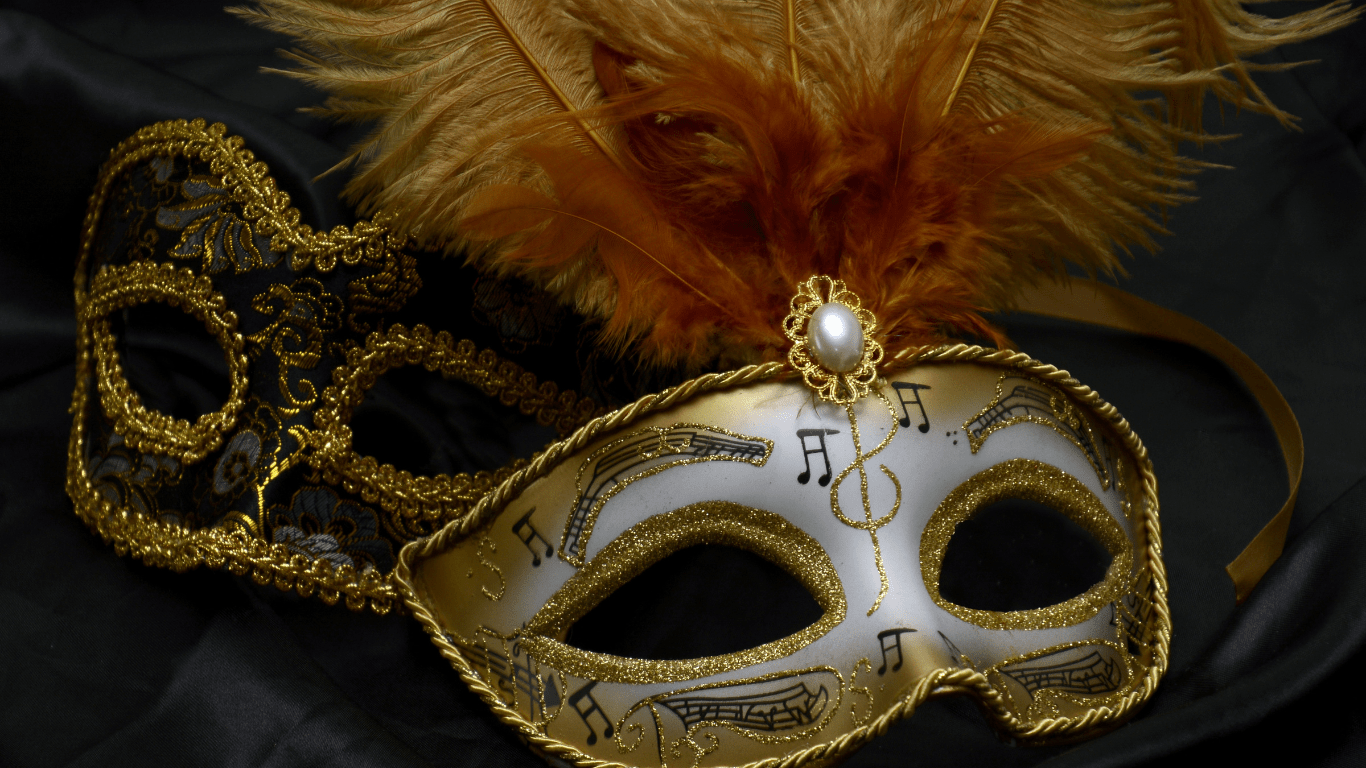 10 Juegos Eróticos con Antifaz